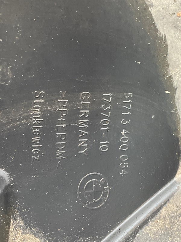 Подкрылок передний правый X3 2004 E83 M54B30