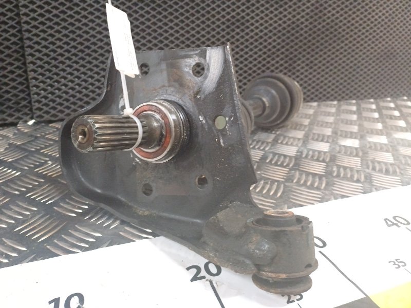 Привод передний Frontera B 2001 Z32SE Привод передний Frontera B 2001 Z32SE