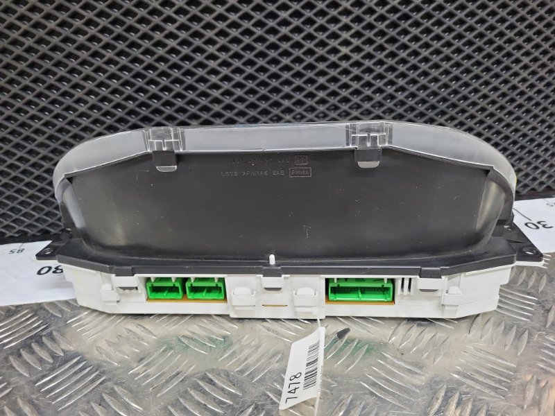 Щиток приборов Frontera B 2001 Z32SE