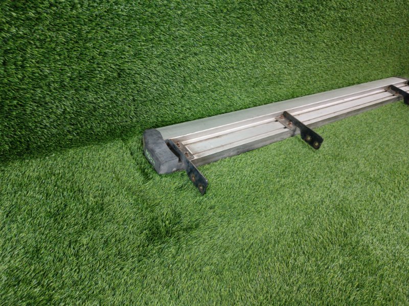 Накладка порога Frontera B 2001 Z32SE Накладка порога Frontera B 2001 Z32SE