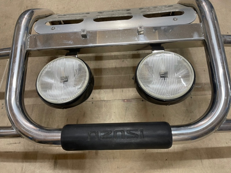 Защитная дуга передняя Bighorn 4JX1 Защитная дуга передняя Bighorn 4JX1