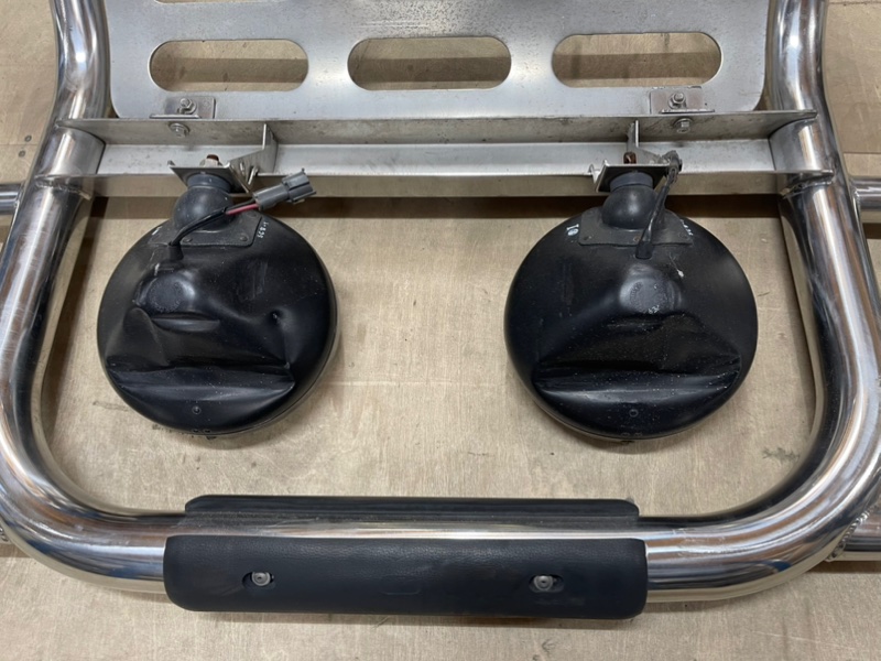 Защитная дуга передняя Bighorn 4JX1 Защитная дуга передняя Bighorn 4JX1