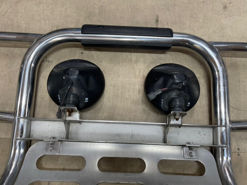 Защитная дуга передняя Bighorn 4JX1 Защитная дуга передняя Bighorn 4JX1