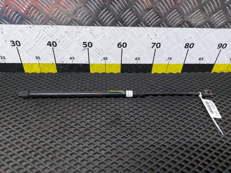 Запчасть амортизатор крышки багажника Opel Frontera B 2001 Z32SE 8971241312 контрактная Амортизатор крышки багажника Opel Frontera B 2001 Z32SE 8971241312 контрактная