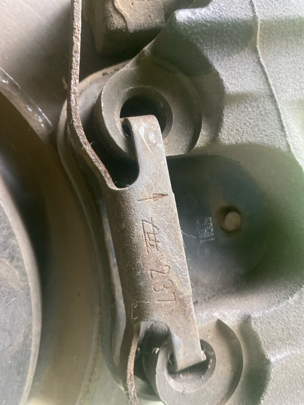 Кулак поворотный передний правый 159 2005 939A 939A5000