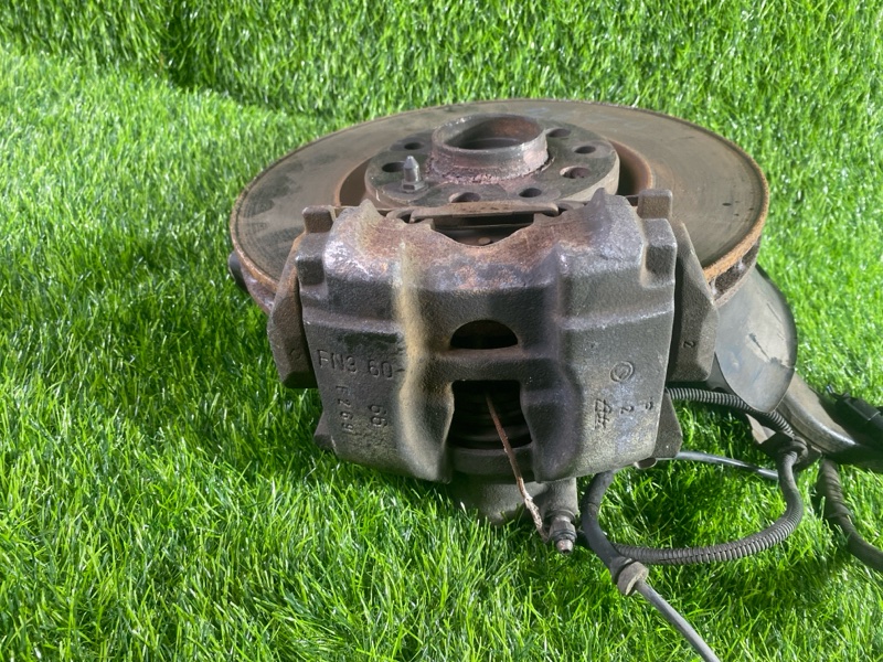 Кулак поворотный передний левый 159 2005 939A 939A5000 Кулак поворотный передний левый 159 2005 939A 939A5000