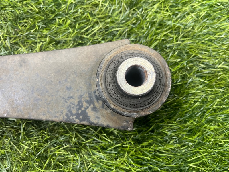 Рычаг подвески 159 2005 939A 939A5000