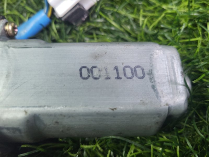 Стеклоподъёмник задний правый Frontera B 2001 Z32SE