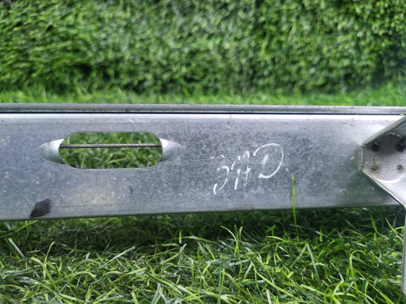 Стеклоподъёмник задний правый Frontera B 2001 Z32SE Стеклоподъёмник задний правый Frontera B 2001 Z32SE