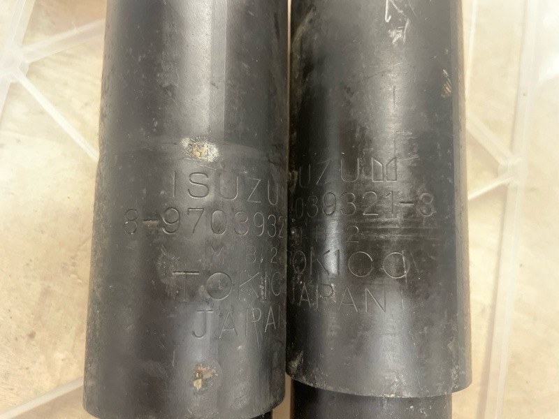 Амортизатор подвески Frontera B 2001 Z32SE Амортизатор подвески Frontera B 2001 Z32SE