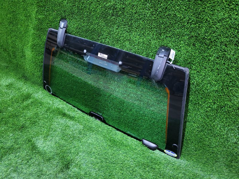 Стекло заднее заднее Frontera B 2001 Z32SE Стекло заднее заднее Frontera B 2001 Z32SE