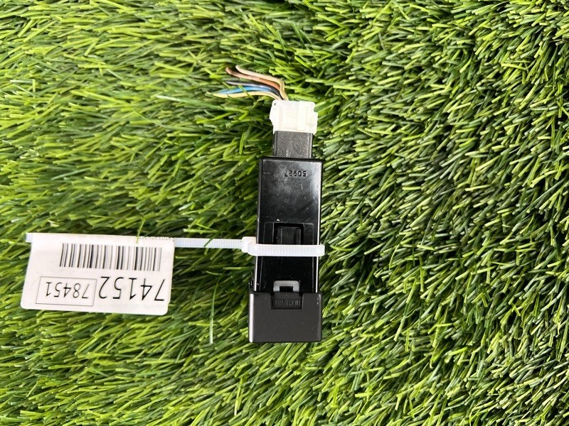 Блок управления корректора фар Hyundai Sonata NF G4KC