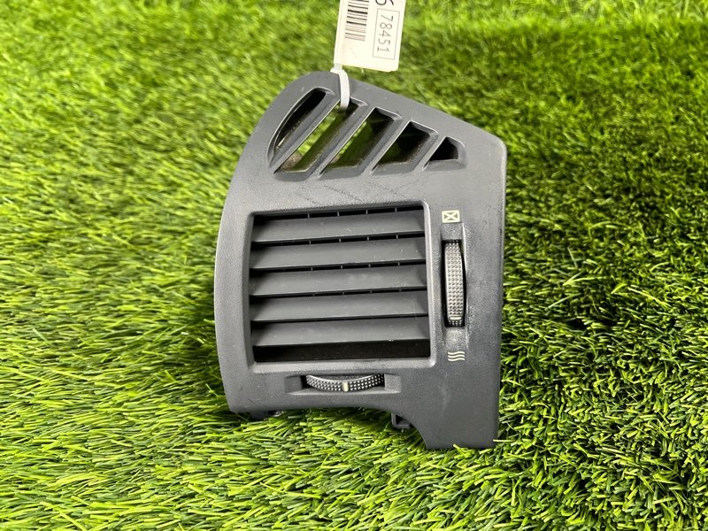 Запчасть дефлектор воздушный передний правый Hyundai Sonata 2005 NF G4KC 974903K900FZ контрактная Дефлектор воздушный передний правый Hyundai Sonata 2005 NF G4KC 974903K900FZ контрактная