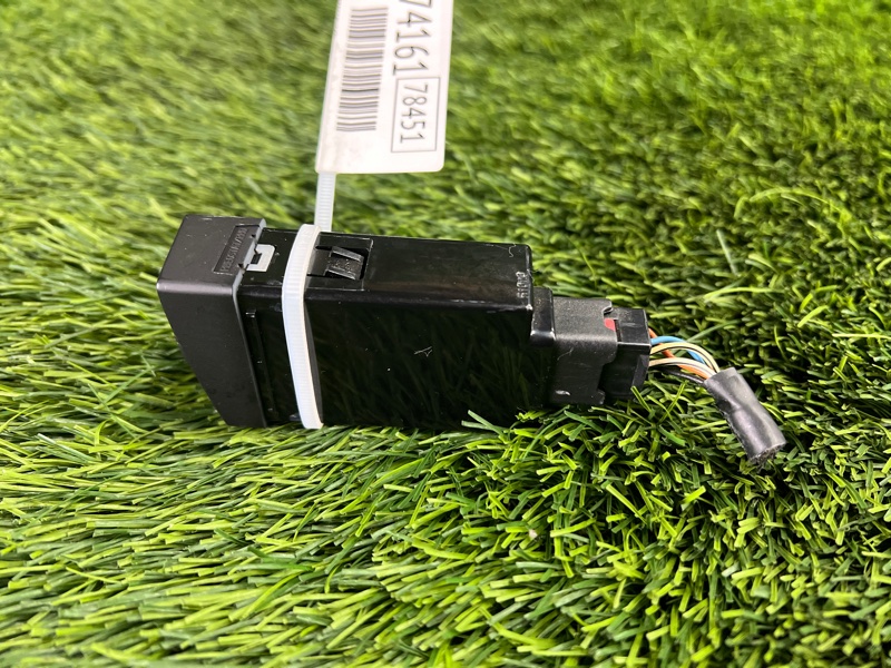 Кнопка освещения панели приборов Sonata 2005 NF G4KC