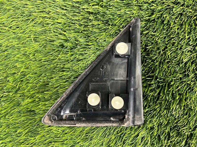 Уголок двери передний левый Sonata 2005 NF G4KC