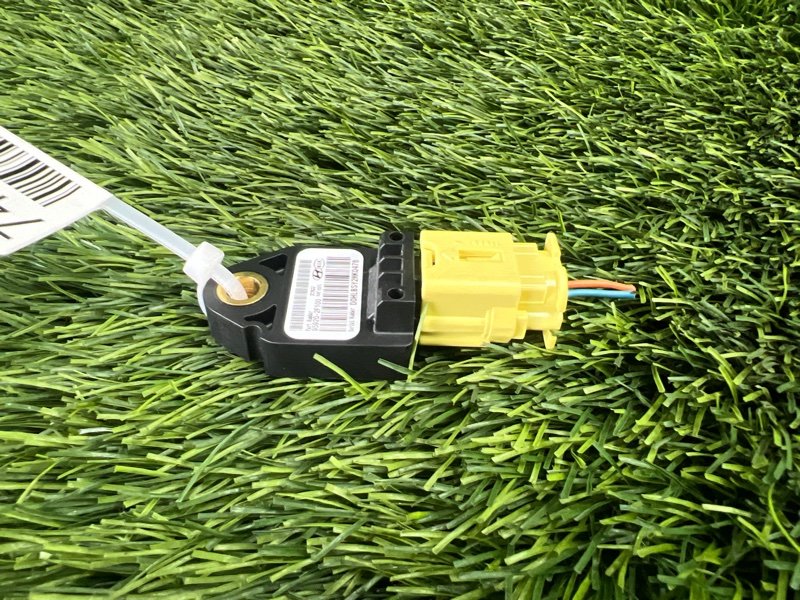 Датчик удара задний Sonata 2005 NF G4KC Датчик удара задний Sonata 2005 NF G4KC