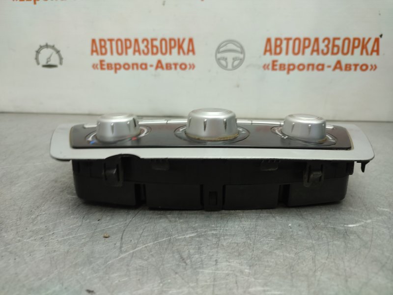 Блок управления кондиционером Solano 620 2011 Седан 1.6 л