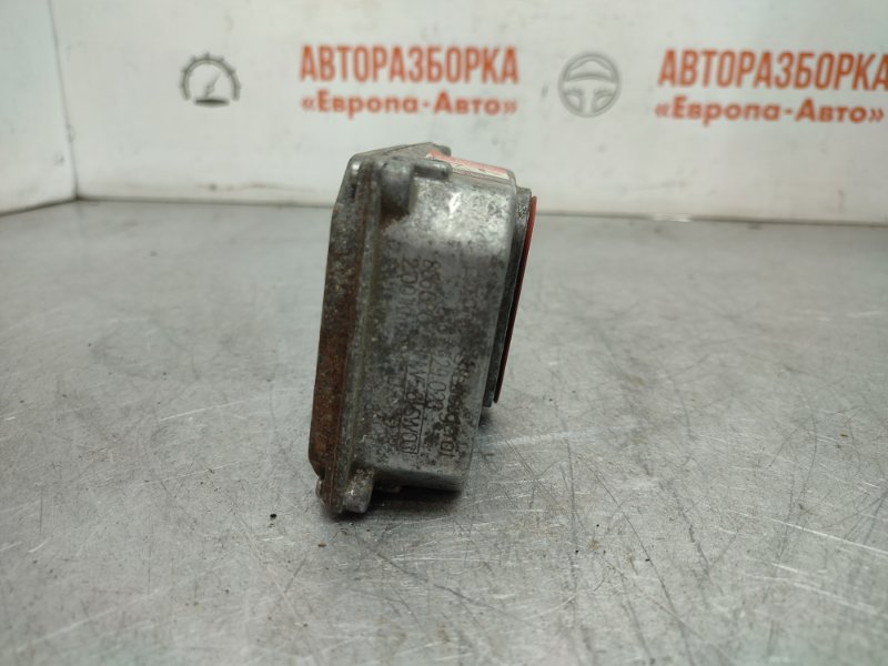 Блок ксеноновой лампы W140 1998