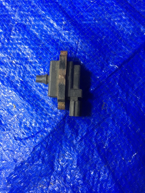 Катушка зажигания Suzuki Escudo TD62W H25A 3341077E2 контрактная
