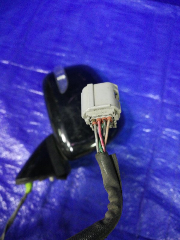 Зеркало заднего вида боковое правое Daihatsu Move Conte L575S