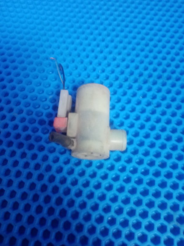 Насос омывателя передний Bongo Friendee SGLR