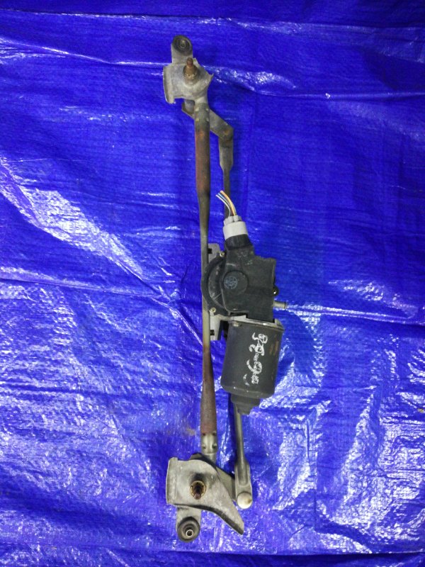 Запчасть трапеция дворников передняя Mazda Atenza GG3S G22C67360A контрактная Трапеция дворников передняя Mazda Atenza GG3S G22C67360A контрактная