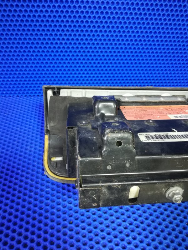 Подушка безопасности пассажира передняя левая Millenia TAFP