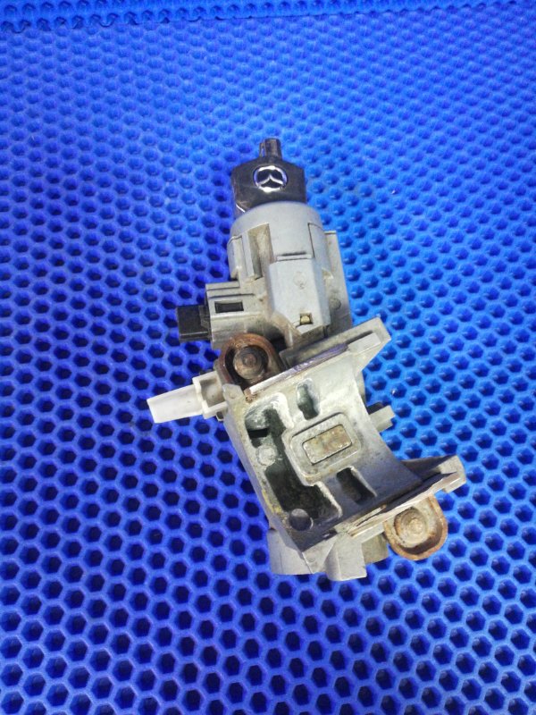 Запчасть замок зажигания Mazda Demio DY3W G2YC76140A контрактная Замок зажигания Mazda Demio DY3W G2YC76140A контрактная