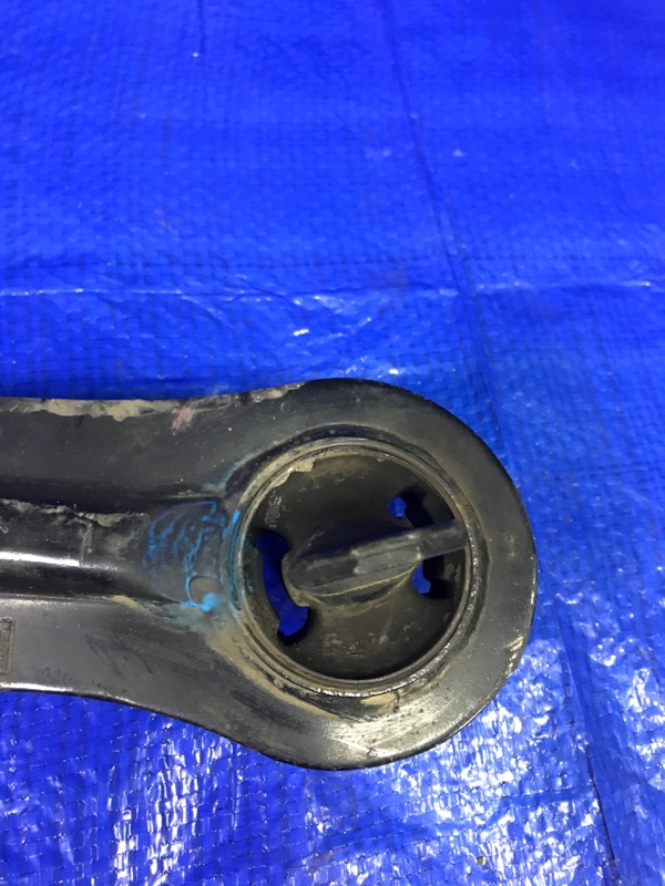 Рычаг подвески задний левый Axela BL5FW