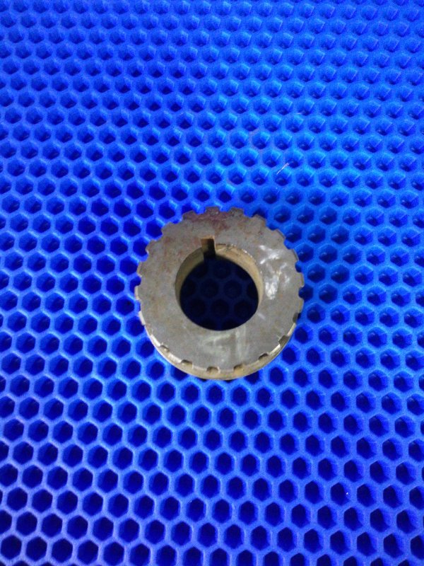 Шестерня коленвала Toyota Mark II SX70 1SU 1352163010 контрактная