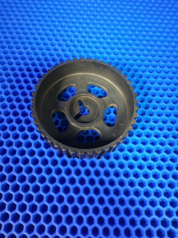 Шестерня распредвала Mazda Premacy CP8W FP-DE FSN512425 контрактная