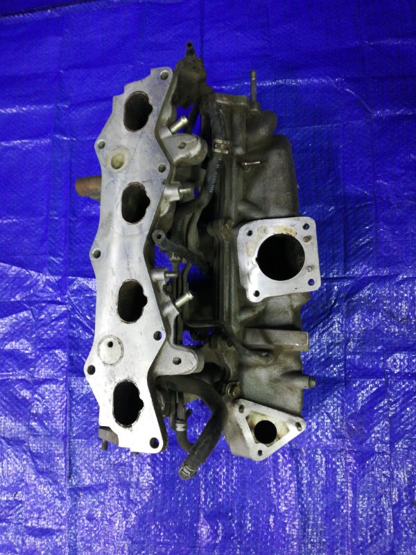 Запчасть коллектор впускной Mazda Bongo SK82V F8 F82M13100 контрактная Коллектор впускной Mazda Bongo SK82V F8 F82M13100 контрактная