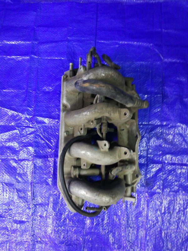 Коллектор впускной Bongo SK82V F8 Коллектор впускной Bongo SK82V F8