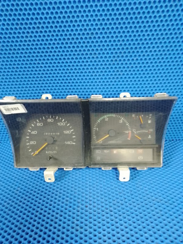 Панель приборов Isuzu Elf NKR58 8970276650 контрактная