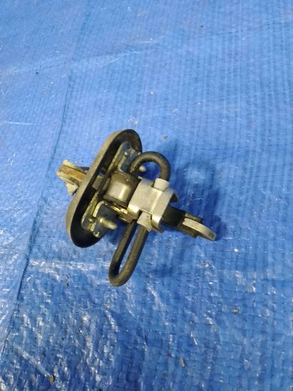 Ограничитель двери передний LINEA 2012 323 1.4 L