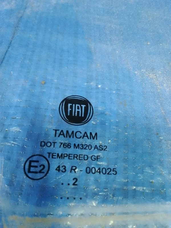 Стекло двери переднее правое LINEA 2012 323 1.4 L