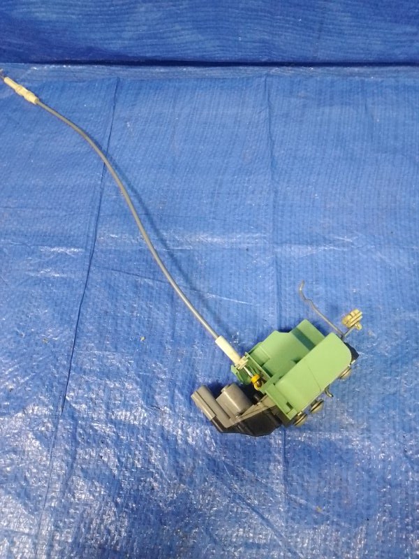 Запчасть замок боковой двери передний левый FIAT LINEA 2012 323 1.4 L 59064307 контрактная Замок боковой двери передний левый FIAT LINEA 2012 323 1.4 L 59064307 контрактная