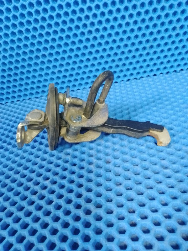 Ограничитель двери задний LINEA 2012 323 1.4 L