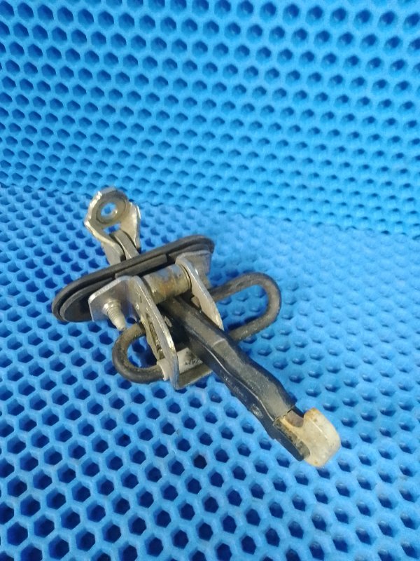 Ограничитель двери задний FIAT LINEA 323 1.4 L