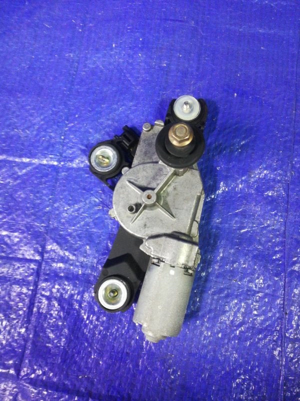 Моторчик заднего дворника Mazda Axela BK5P BP4K67450 контрактная