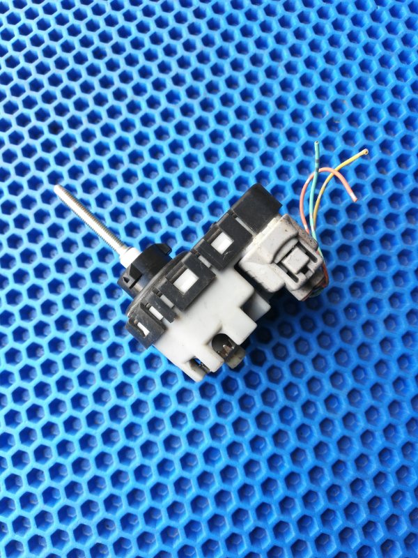 Корректор фар Toyota Mark X GRX120 85661-12010 контрактная