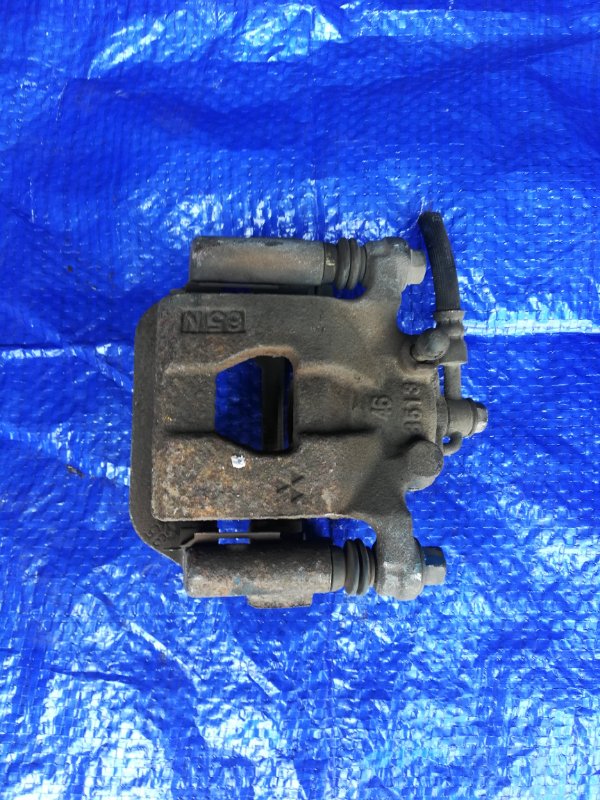 Суппорт тормозной задний левый Nissan Serena C25 44011CY70A контрактная