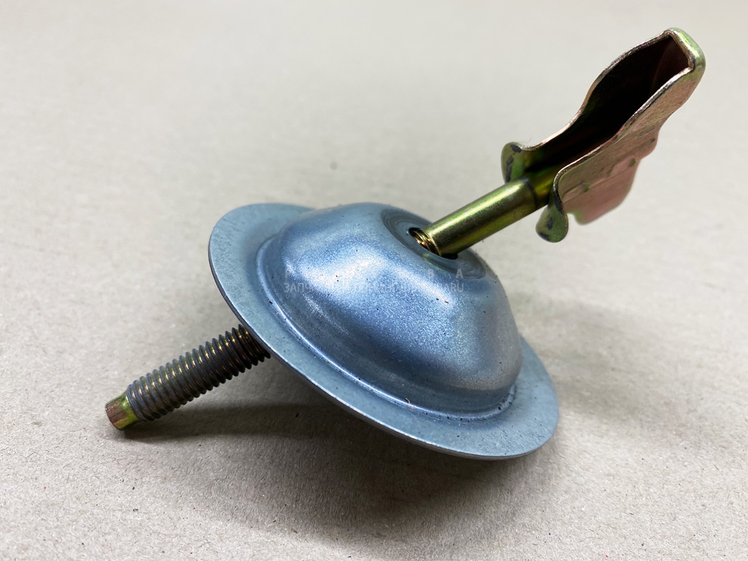 Запчасть крепление запаски Subaru Forester 2006 SG5 EJ205DEQKE 97052-PA010 контрактная Крепление запаски Subaru Forester 2006 SG5 EJ205DEQKE 97052-PA010 контрактная