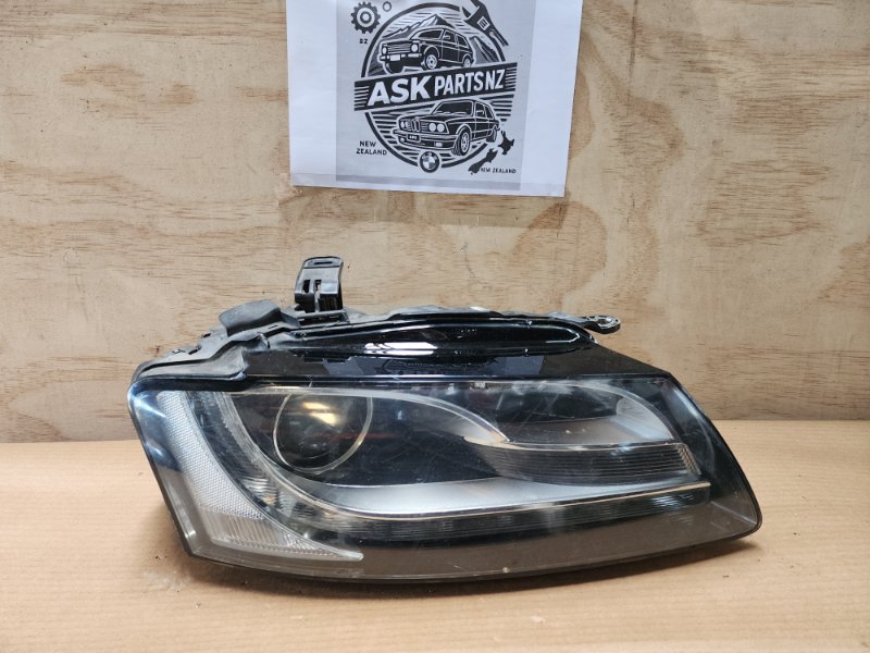 Headlight HID right AUDI A5 2010 8T CCWA 8T0 941 004 AL USED