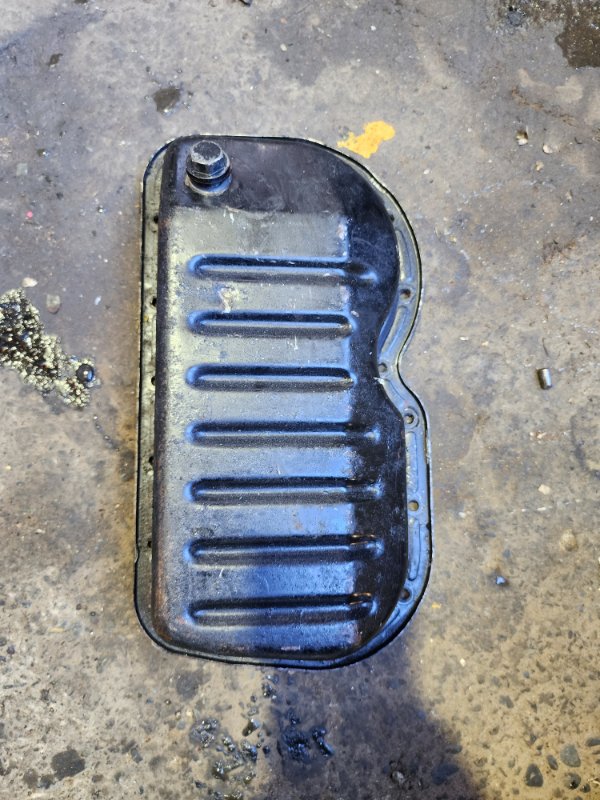 Engine sump pan ISUZU BIGHORN 1995 UBS69 4JG2 USED