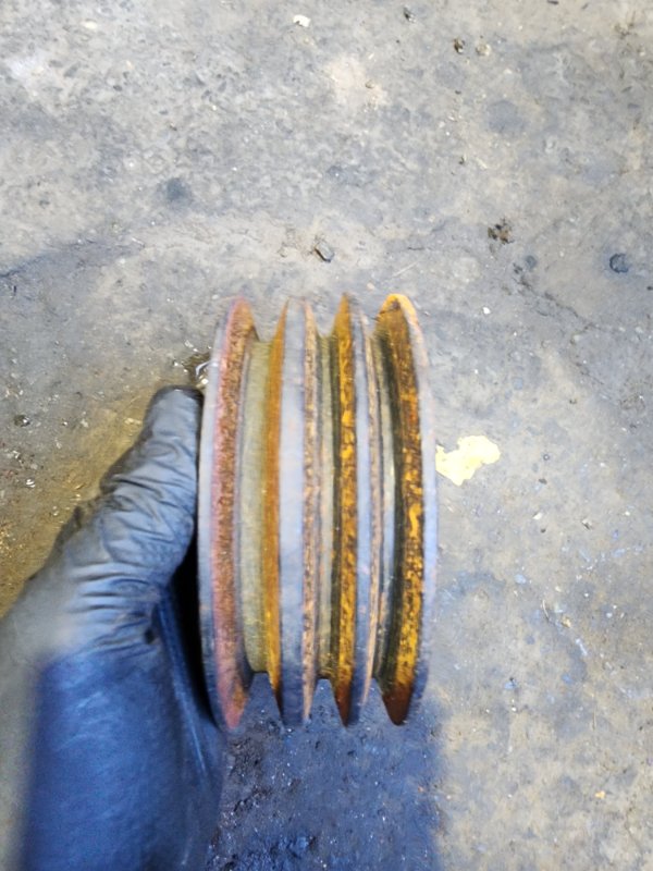 Harmonic balancer BIGHORN 1995 UBS69 4JG2