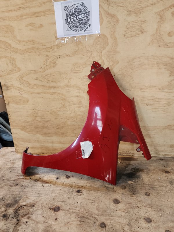 Front guard front left HONDA FIT GE6 USED