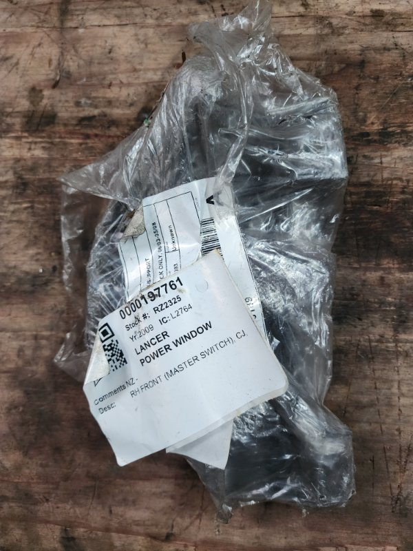 Door handle outer front right MITSUBISHI LANCER 2010 CJ USED