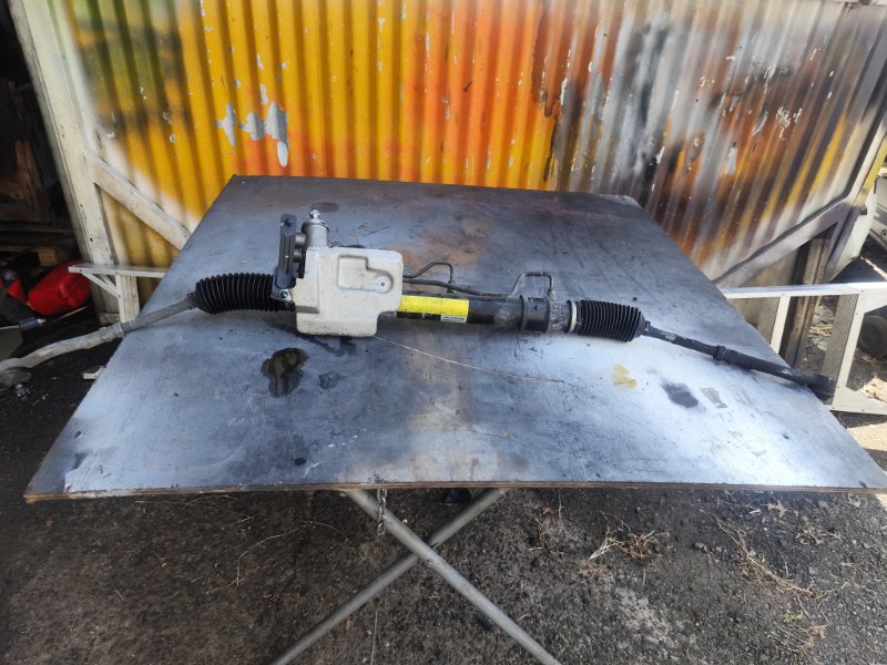 Steering rack HYUNDAI TUCSON 2006 JM 57700-1F890 USED