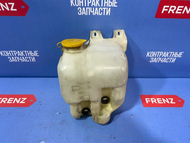 Бачок стеклоомывателя Subaru Forester 1998-2002 SF 86610AE010 контрактная